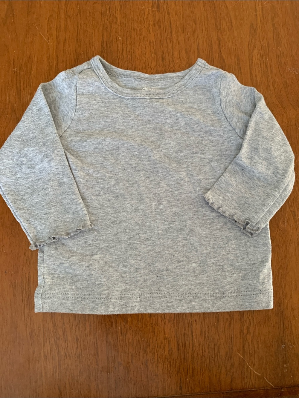 🍓3/$10 Carter's Light Heather Gray Long-Sleeve Tee size 6m